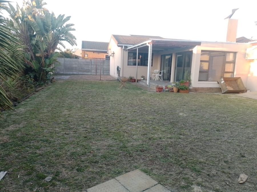 To Let 3 Bedroom Property for Rent in Soneike Western Cape